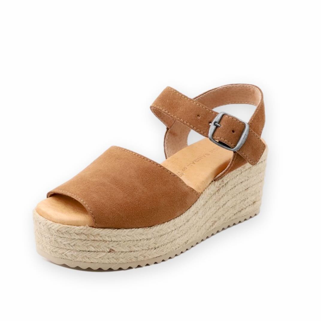 Nut brown platform sandals with strap