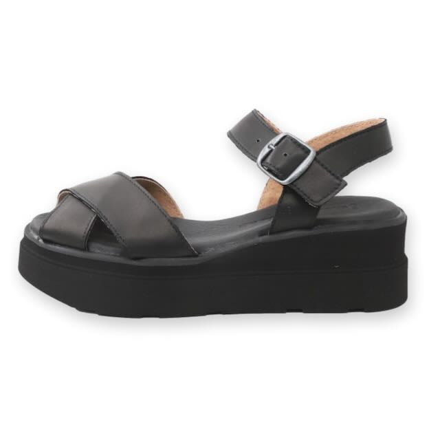 Black Palma platform sandals